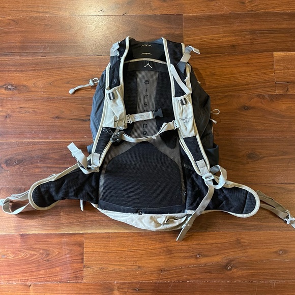 Osprey Tallon 22 S/M Backpack - Picture 2 of 5